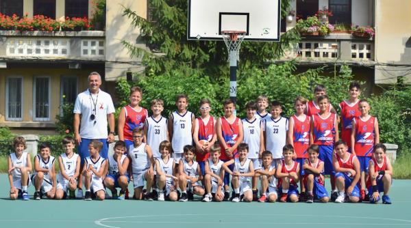 antrenorul care ii convinge pe copii sa renunte la internet