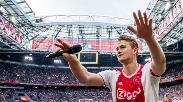 juventus aproape de mutarea verii acord cu de light