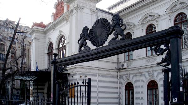 salon bd atelierele povesti din bucuresti in benzi desenate