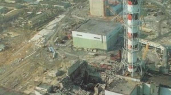 reactorul 4 de la cernobil acoperit cu un nou sarcofag