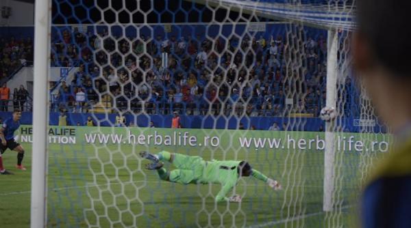 viitorul dinamo rezultat in prima etapa suporterii au intrat pe teren