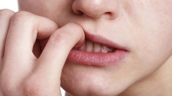 nu ti mai roade unghiile pericolele la care esti expus