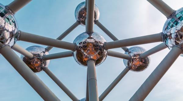 directorul aiea pregatit sa demisioneze un roman ar putea sa ii ia locul