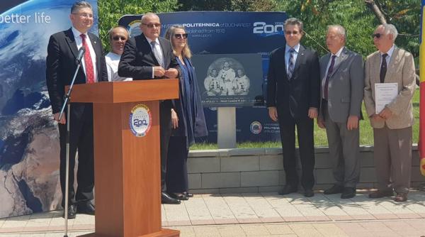50 de ani de la aselenizare dezvelirea primei placi aniversare misiunea apollo 11