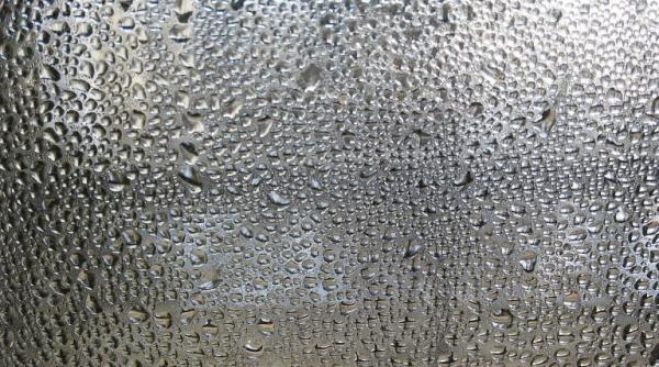 de ce fac condens geamurile termopan