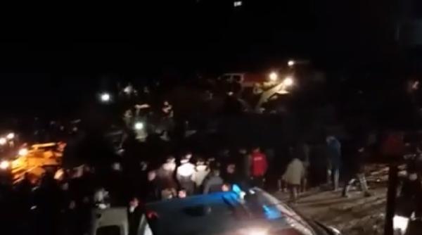 zeci de migranti au fost raniti intr un accident in macedonia de nord