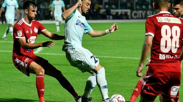 becali loveste din nou in jucatorii sai ceva acolo care se plimba