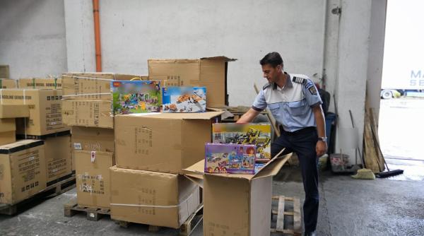 jucarii contrafacute confiscate de politisti valoreaza sute de mii de lei