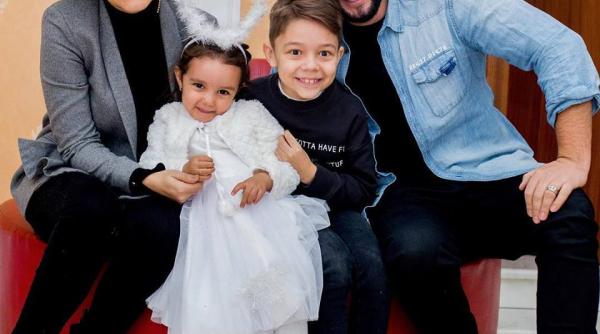 andra si catalin maruta isi aniverseaza fetita  mesaj emotionant