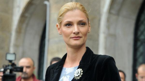 cine este ramona manescu noul ministru al afacerilor externe