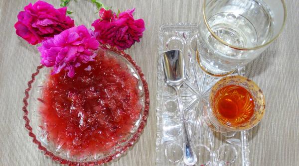 dulceata de trandafiri reteta cum se prepara