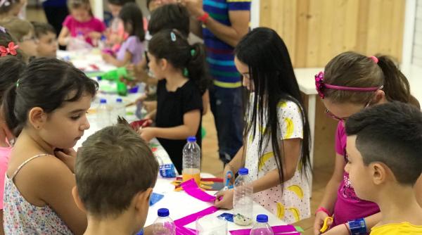 reciclam in prezent ne bucuram in viitor copiii din sectorul 6 au fost rasplatiti in cadrul unei actiuni de reciclare