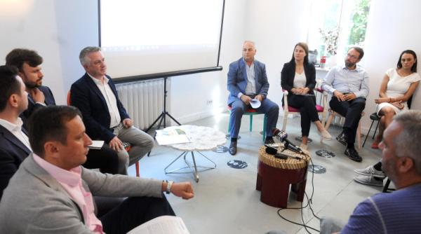 de unde isi trage seva bostan casierul lui orcan baietii destepti ai lui ciolos incaseaza de la ciuma rosie