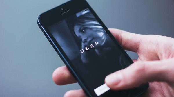 serviciul de ride sharing uber anunta concedierea a 400 de angajati o treime din departamentul de marketing