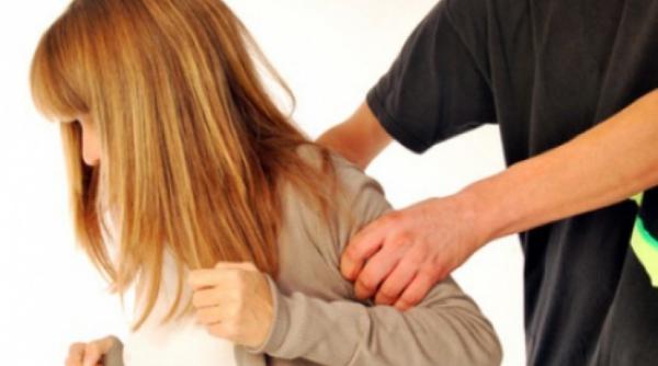 barbat suspectat de abuz sexual asupra unei fete de 14 ani  aflata in plasament