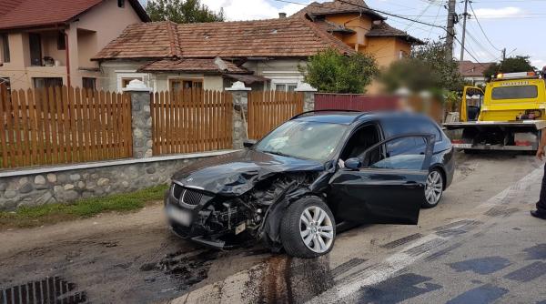 cinci raniti in urma coliziuni frontale dintre doua autovehicule pe dn 7