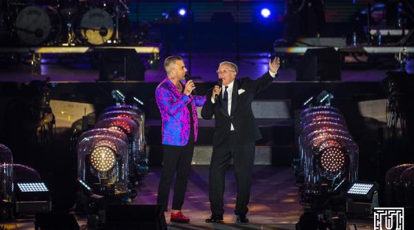 untold 2019 robbie williams a cantat cu tatal sau pe scena festivalului