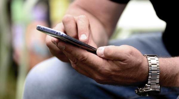 whatsapp ati sters rapid un mesaj de ce destinatarul inca il vede