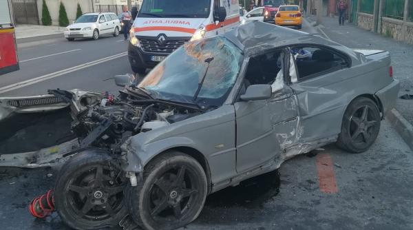 bolid facut praf intr un accident la sibiu  doua persoane ranite