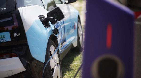 ego primul serviciu de car sharing complet electric din romania