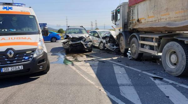 accident sibiu doua masini si un tir implicate trei persoane ranite