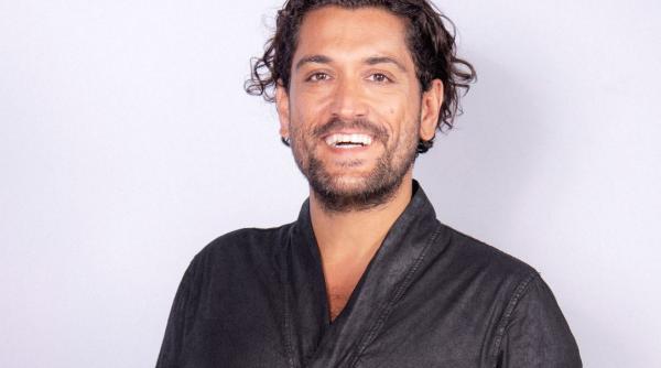 cezar ouatu dupa ce a participat la x factor uk carte de vizita catre simon cowell