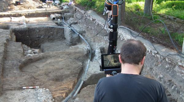 termele castrului legiunii xiii gemina descoperite de arheologi