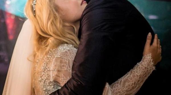 what s up si sotia sa au divortat te iubesc ca om simina