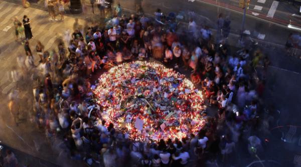 victimele atacului de pe la rambla comemorate