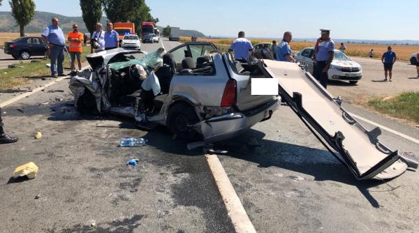 accident grav pe dn7 trei victime incarcerate intervine elicopterul smurd