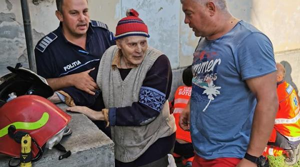 pompier in timpul liber a salvat un batran de la moarte