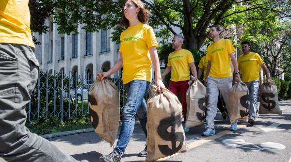 cate morti are pe constiinta greenpeace raport al grupului privind mintia romania