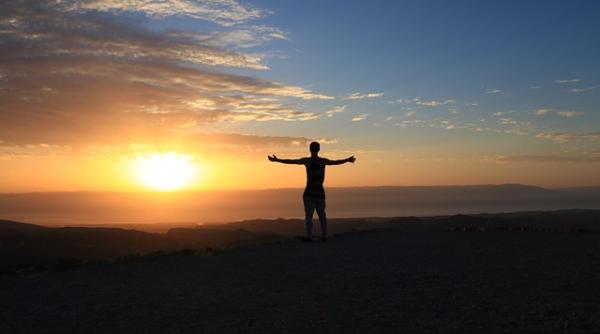 derren brown despre gandirea pozitiva de ce trebuie sa regandim ideea de fericire