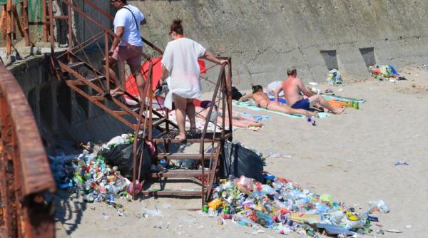 costinesti in imagini de groaza niciodata nu a fost asa pute peste tot v am facut niste poze ca sa vedeti dezastrul