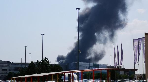 incendiu bucuresti isu informatii de ultima ora