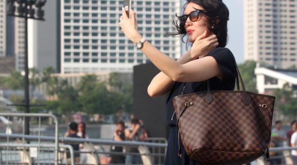 ce spun despre tine selfie urile pe care le pui pe internet