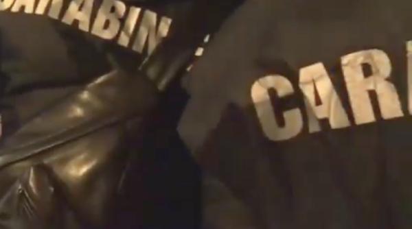 copil roman de 4 ani gasit pe strazile din italia