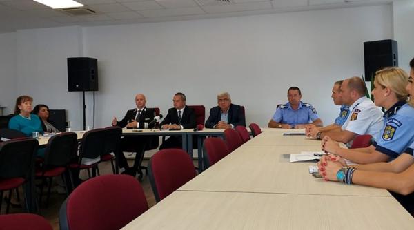 10 pentru siguranta campanie de informare pentru reducerea infractionalitatii in scoli derulata in judetul cluj