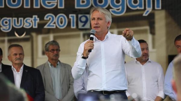 teodorovici  guvernul nu poate emite ordonante de urgenta  nefiind echipa completa