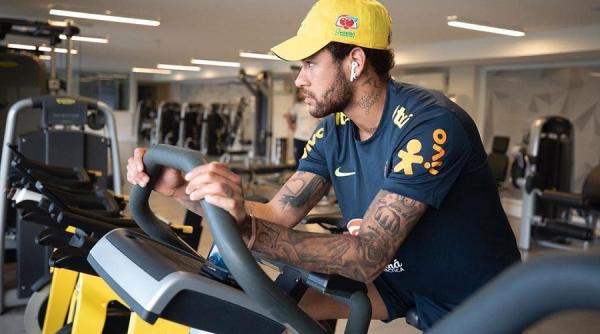 ce a oferit juventus pentru a l aduce pe neymar langa c ronaldo