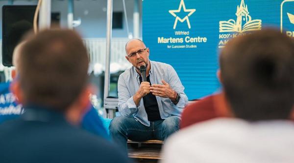 alegeri prezidentiale kelemen hunor trebuie sa incercati si cu un maghiar