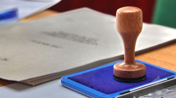 deputatii au adoptat proiectul de lege privind eliminarea stampilei din administratia publica