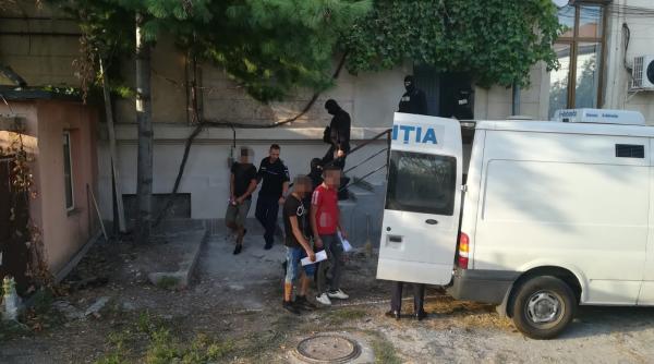 fata violata la mehedintii suspectii au fost arestati pentru 30 de zile