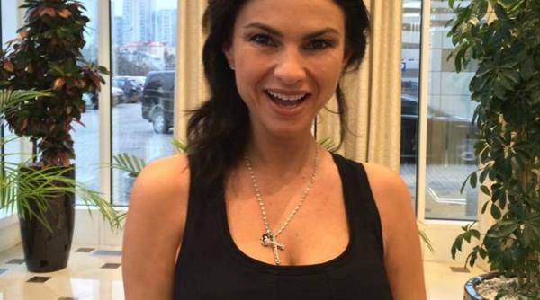 ramona badescu este insarcinata la 50 de ani traiesc o emotie enorma dar si o frica