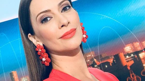 andreea berecleanu uimita de gestul unui roman pe aeroport