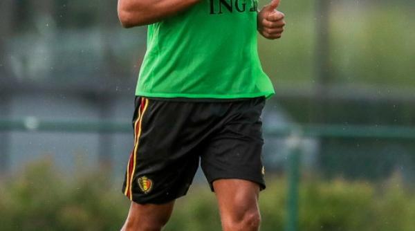 manchester city ii va ridica statuie lui vincent kompany