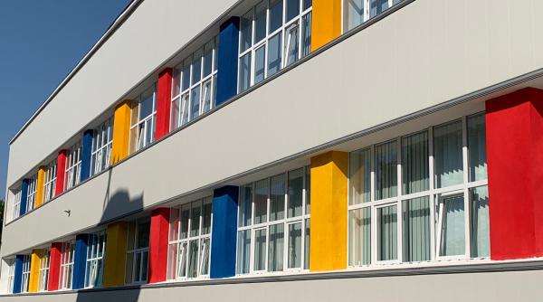 trei elevi din giurgiu au vandalizat o scoala din cauza unui joc a fost distractiv pana am obosit