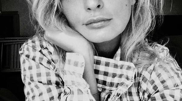 reconstituire caracal corina bacanu ma opresc buimaca si vad scena peste putinta mea de a indura