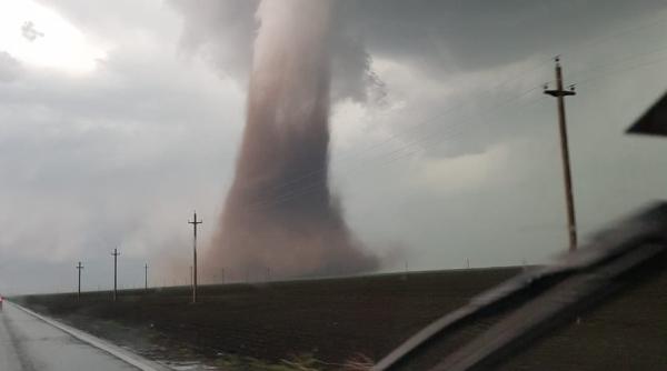 avertismentul directorului anm despre vremea extrema frecventa si intensitate mai mare a acestor fenomene