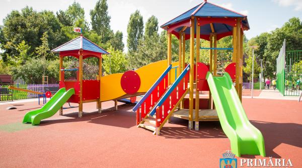 inca 16 locuri de joaca modernizate si echipate complet  in sectorul 6